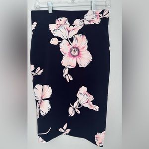Ann Taylor  New Skirt size 2